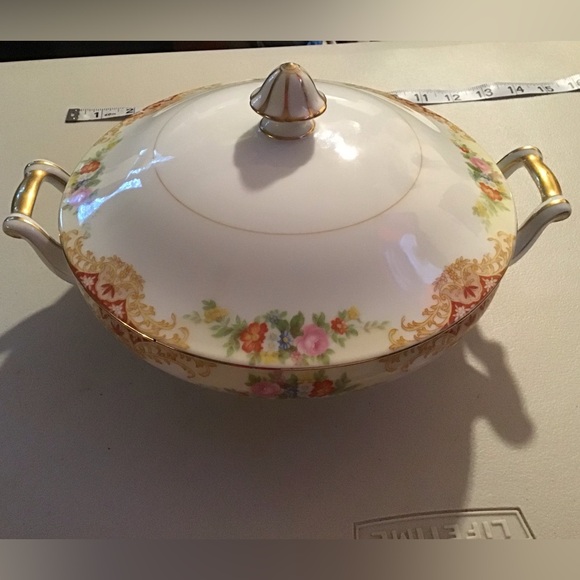 Noritake Japan covered serving dish 1940s vintage discontinued pattern. China - Picture 2 of 7